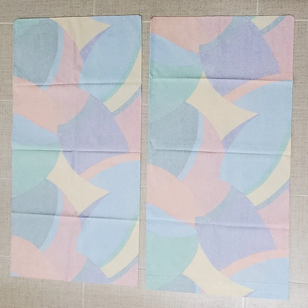 Vintage Springs Industries Pastel King Pillow Case Set 2, Pink/Purple, Like New